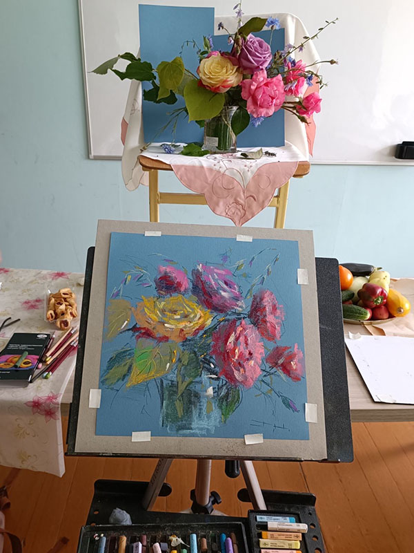 Quick floral demo with soft pastels